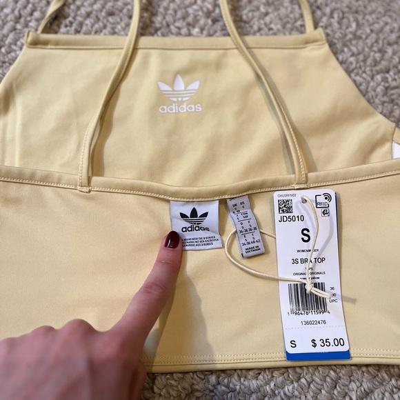 Adidas - Picture 6 of 7